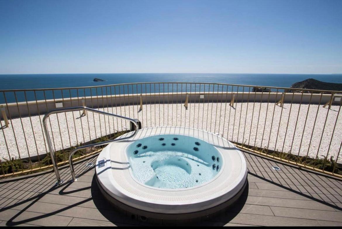 Intempo Celia-Apartment At Famous Intempo Building 베니돔 외부 사진