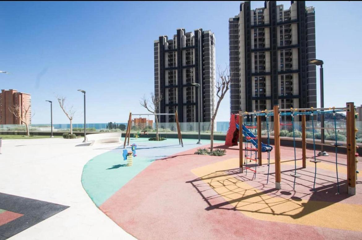 Intempo Celia-Apartment At Famous Intempo Building 베니돔 외부 사진