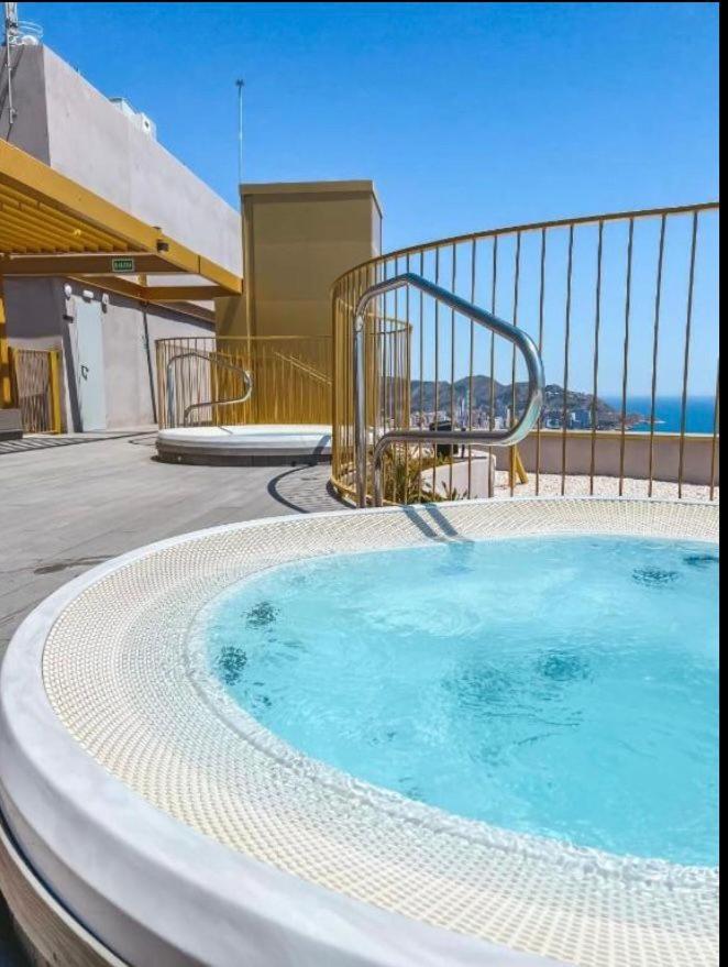 Intempo Celia-Apartment At Famous Intempo Building 베니돔 외부 사진