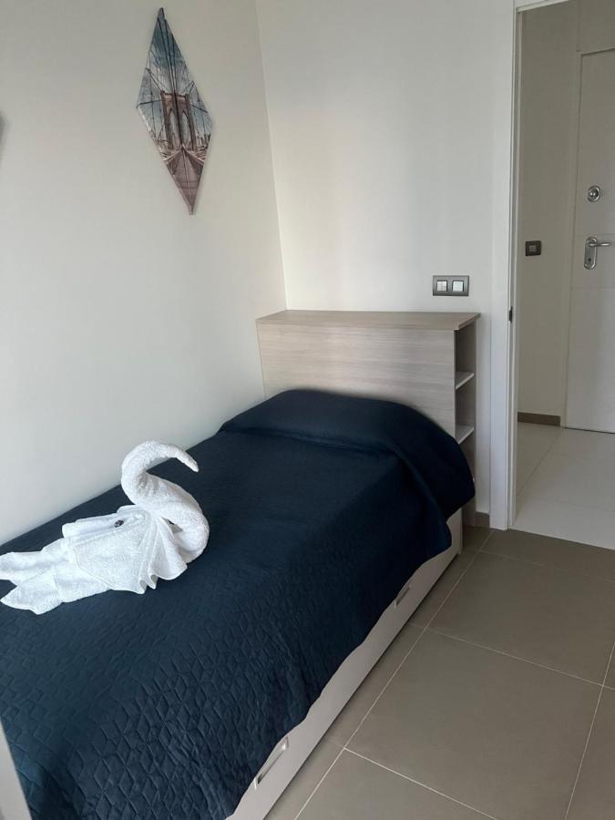 Intempo Celia-Apartment At Famous Intempo Building 베니돔 외부 사진